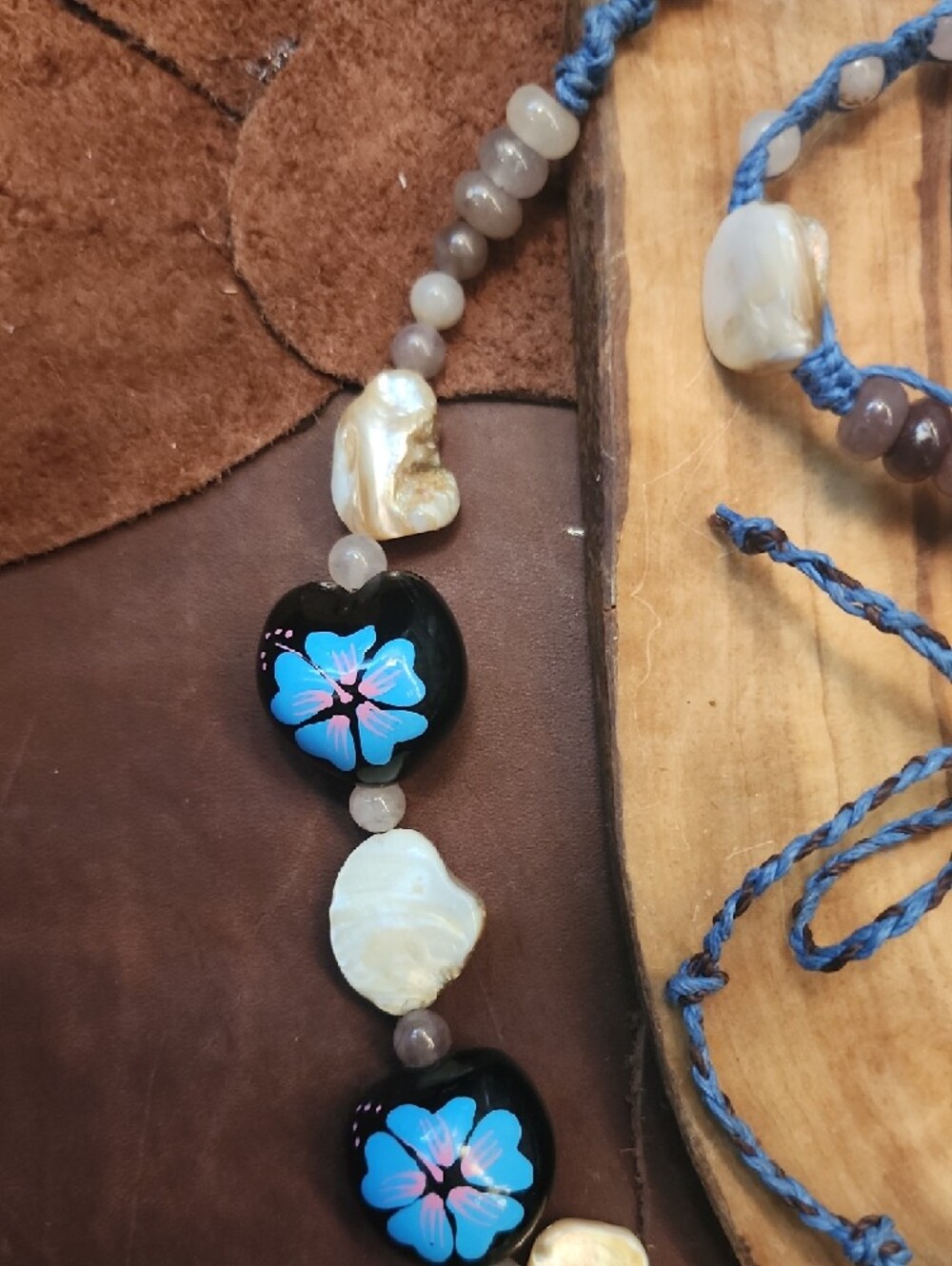 (Set Of 3) Handmade Blue Flower Pendant Necklace, Bracelet, Anklet Set. - Picture 5 of 13
